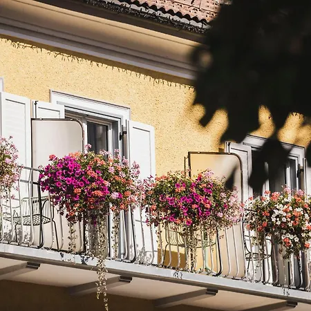 Hotel Emma Historic Villabassa